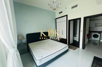 Apartment - 1 Bedroom - 2 Bathrooms for rent in Miraclz Tower by Danube - Arjan - Dubai