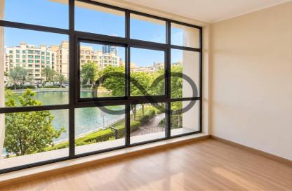 Apartment - 1 - 2 for rent in The Links Canal Apartments - The Links - The Views - Dubai