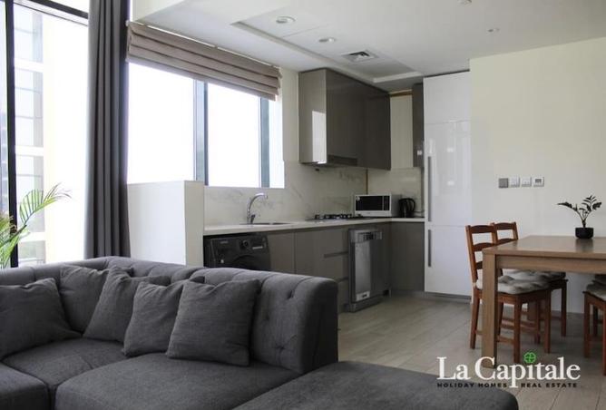 CHILLER INCLUDED | POOL VIEW | FURNISHED | VACANT photo 2