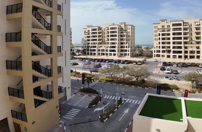 Apartment - 1 - 2 for rent in Marina Residences Phase 3 - Al Hamra Village - Ras Al Khaimah