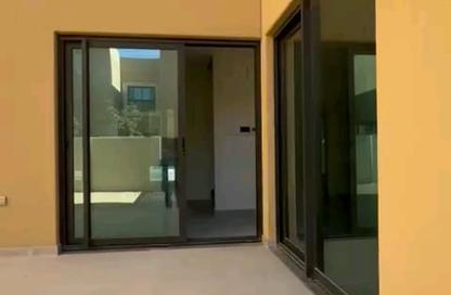 تاون هاوس - 4 غرف نوم - 5 حمامات للبيع في مدينة الشارقة المستدامة - الشارقة
