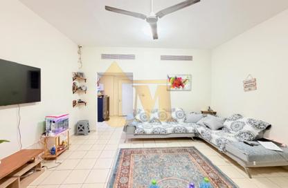 Apartment - 2 Bedrooms - 2 Bathrooms for rent in Building S05 - Spain Cluster - International City - Dubai