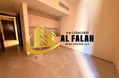 شقة - 1 حمام للايجار في ميدان الرولة - منطقة الرولة - الشارقة