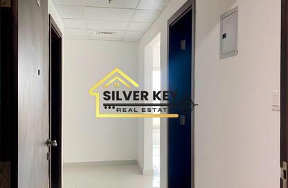 Apartment - 2 Bedrooms - 3 Bathrooms for rent in Budaniq 9 Building - Budaniq - Al Qasimia - Sharjah