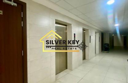 Apartment - 2 Bedrooms - 3 Bathrooms for rent in Budaniq 9 Building - Budaniq - Al Qasimia - Sharjah