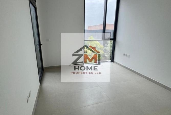 93153875 - Property Image 3