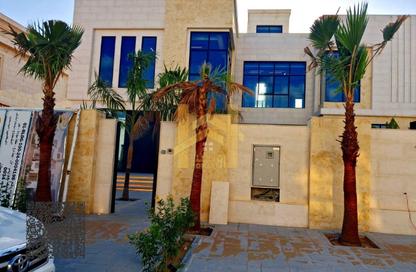 Villa - 6 Bedrooms - 7+ Bathrooms for sale in Al Yasmeen 1 - Al Yasmeen - Ajman