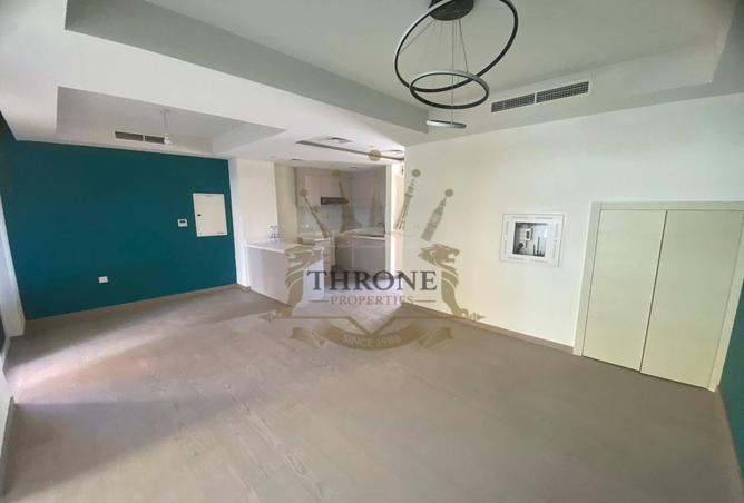 76176188 - Property Image 3