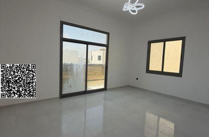 Villa - 5 Bedrooms - 6 Bathrooms for sale in Al Yasmeen 1 - Al Yasmeen - Ajman