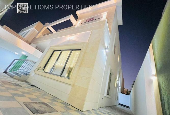 58567855 - Property Image 3