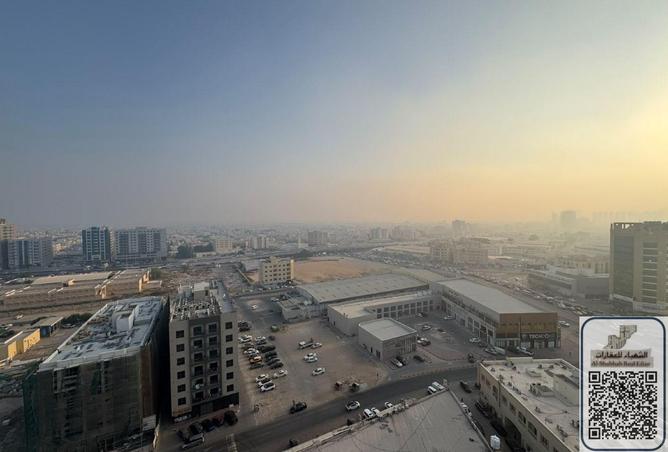 للبيع بارقي منطقه الحميديه غرفتين وصاله وبسعر مميز