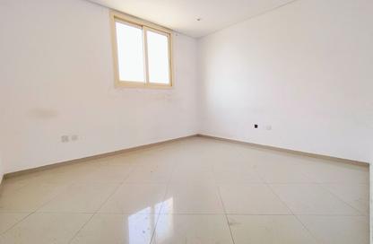 Apartment - 2 - 2 for rent in Fire Station Road - Muwaileh - Sharjah Apartment - 2 - 2 for rent in Fire Station Road - Muwaileh - Sharjah