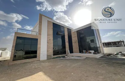 فيلا - 4 غرف نوم - 6 حمامات للايجار في وادي الشبك - دبي