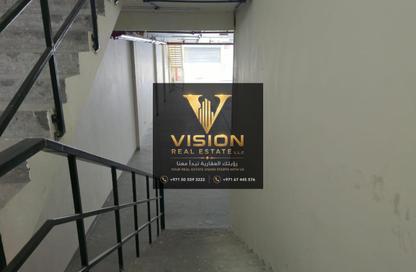 Warehouse - Studio - 2 Bathrooms for rent in Umm Al Thuoob - Umm Al Quwain