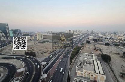 Apartment - 3 Bedrooms - 4 Bathrooms for sale in Conquer Tower - Sheikh Maktoum Bin Rashid Street - Ajman