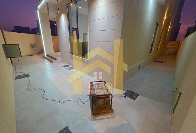 67463941 - Property Image 3