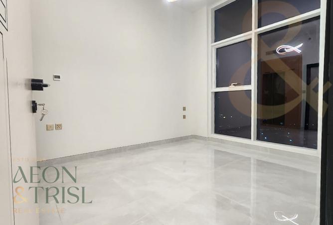 142366000 - Property Image 3