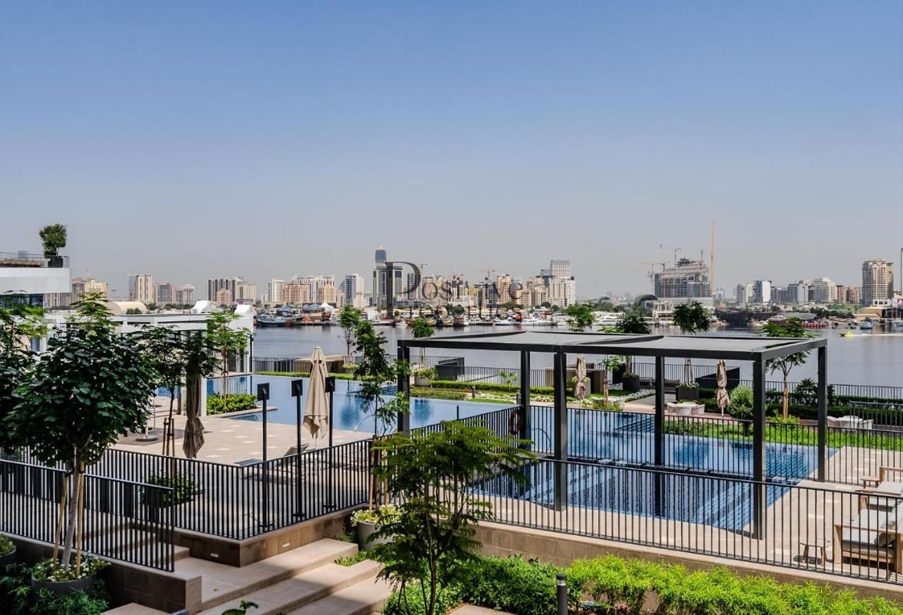 Flexible Cheques Stunning High Floor Creek View photo 13