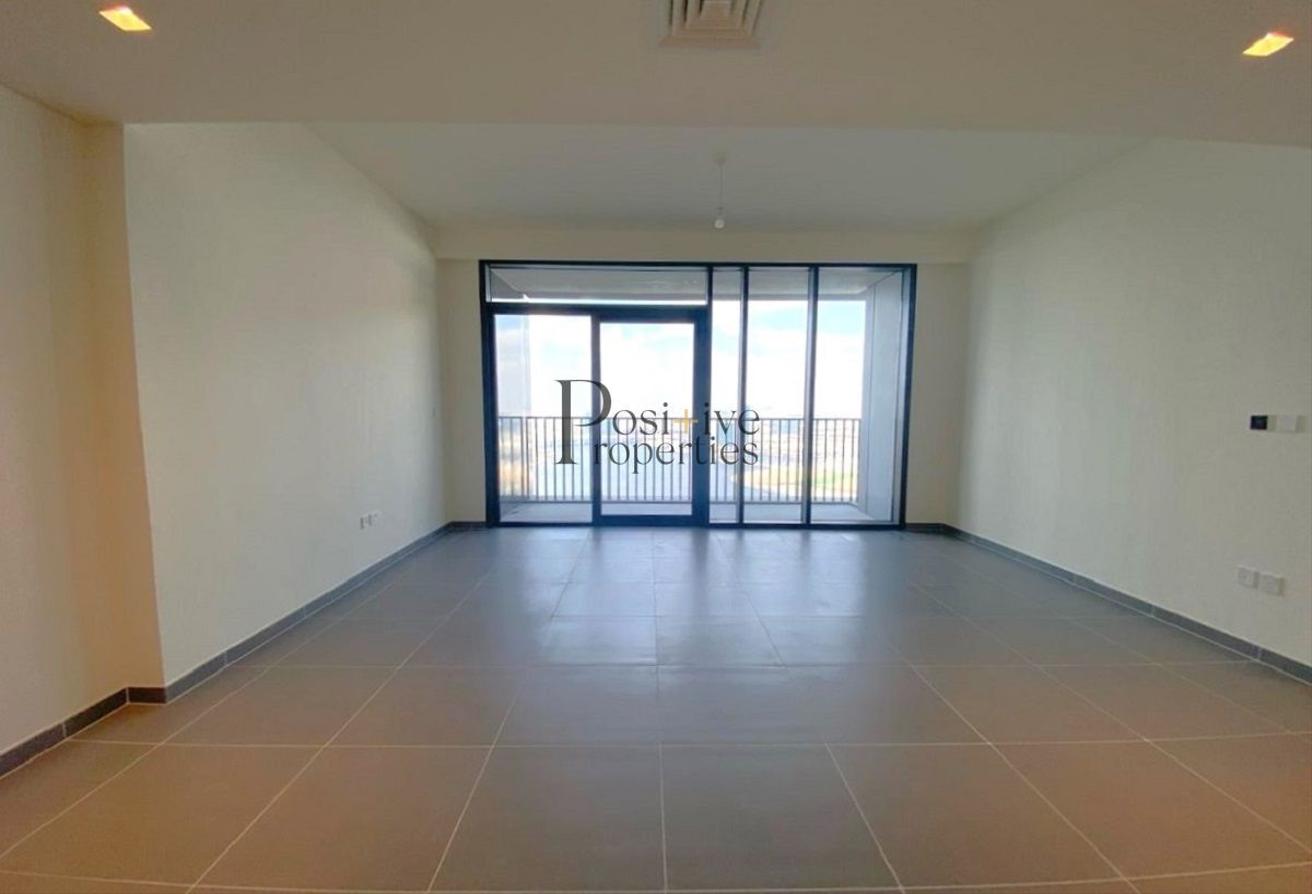 Flexible Cheques Stunning High Floor Creek View photo 5