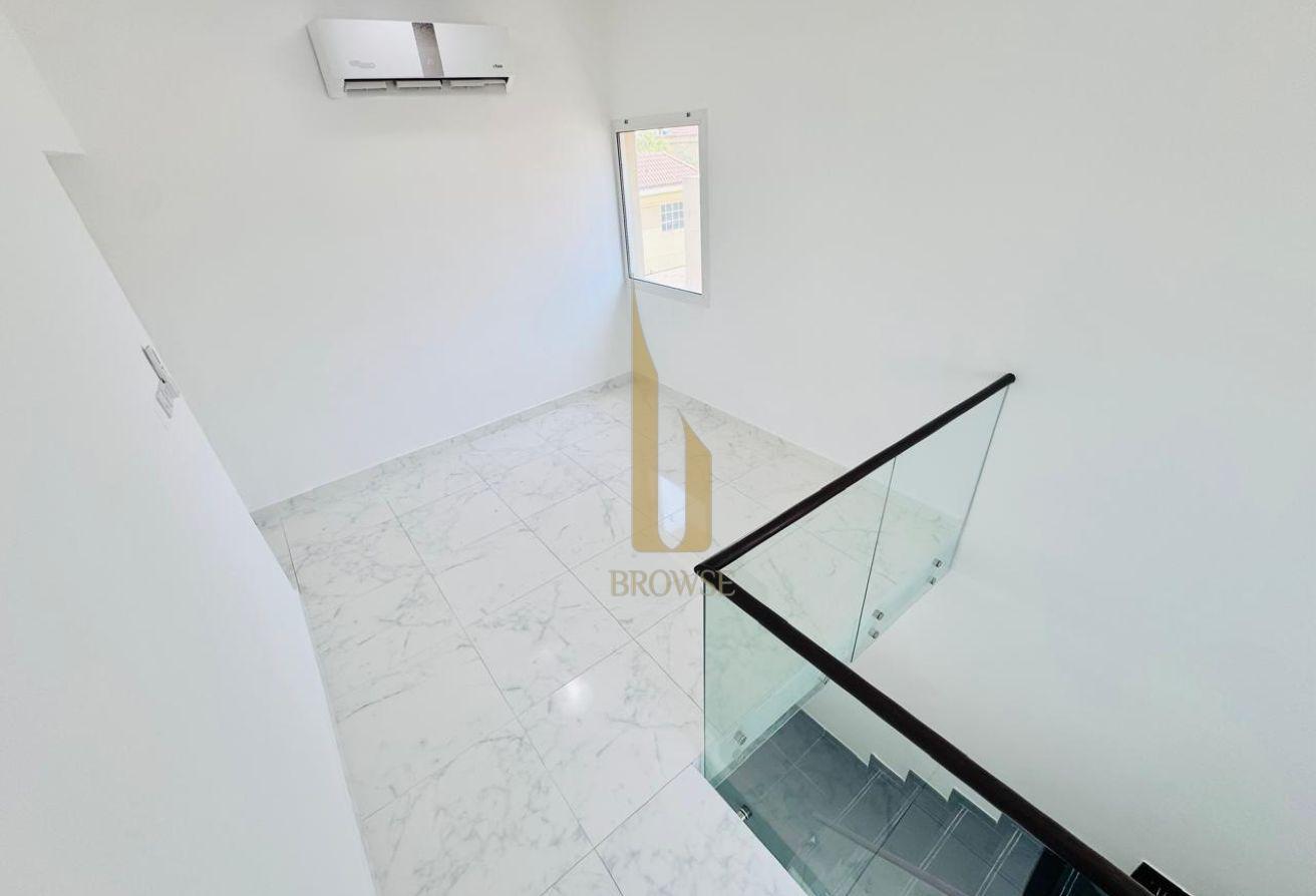 MODERN NEGOTIABLE HUGE GARDEN SPACE WELL LOCATED photo 7