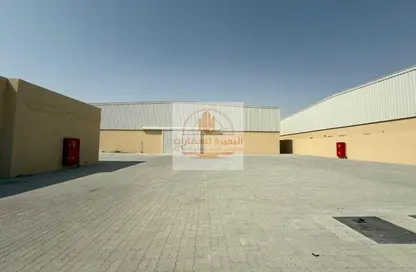 Factory - Studio - 4 Bathrooms for rent in Al Sajaa Industrial - Al Sajaa - Sharjah