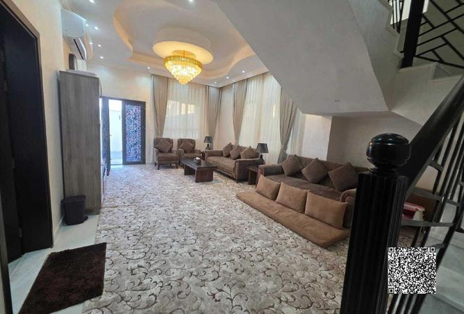 90084242 - Property Image 3