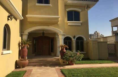 Villa - 4 Bedrooms - 5 Bathrooms for rent in Garden Homes Frond B - Garden Homes - Palm Jebel Ali - Dubai