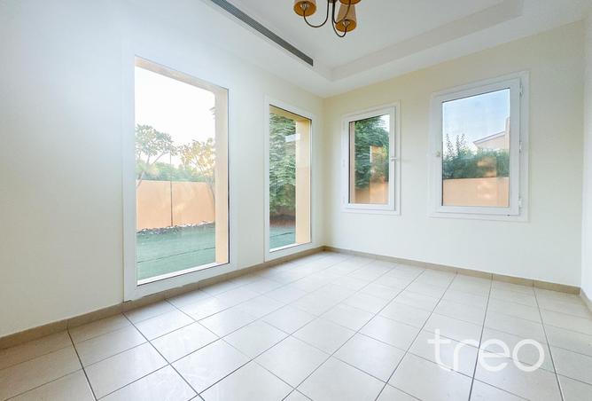104671480 - Property Image 3