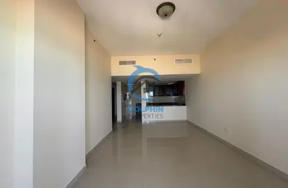 شقة - 2 غرف نوم - 3 حمامات للايجار في رويال بريز - قرية الحمرا - رأس الخيمة