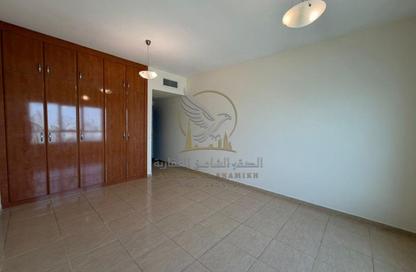 Apartment - 3 - 4 for rent in Al Majaz 3 - Al Majaz - Sharjah