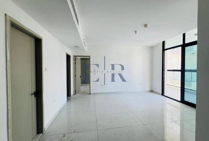 126542402 - Property Image 2