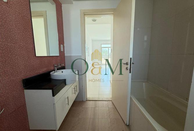 BIG TERRACE STUDIO | POOL VIEW | GREAT DEAL !