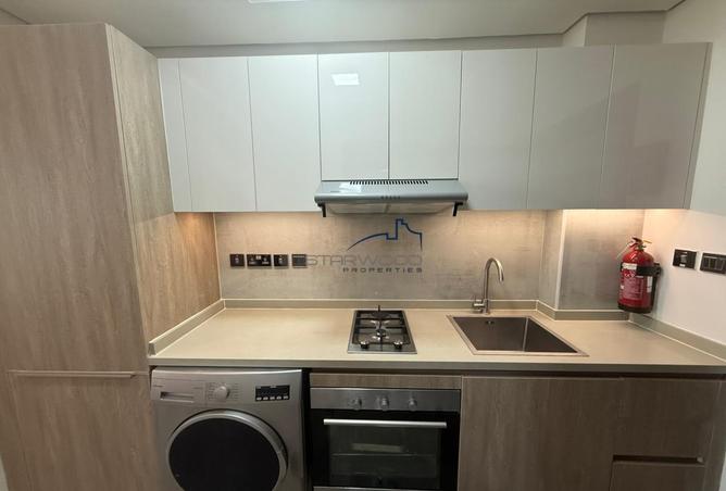 100419338 - Property Image 3