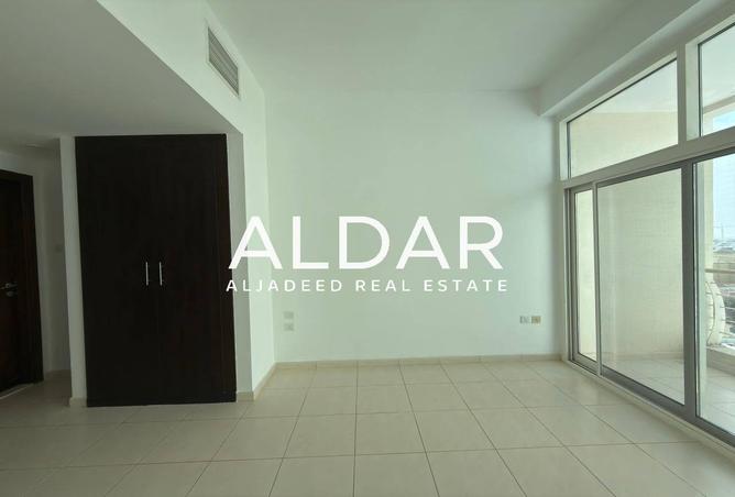 53180774 - Property Image 2