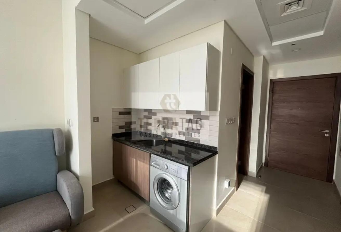 FURNISHED | CHILLER FREE | READY TO MOVE photo 7
