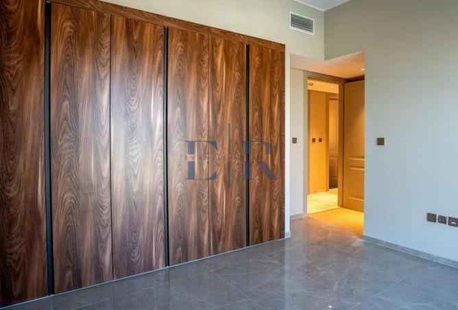 74251026 - Property Image 3