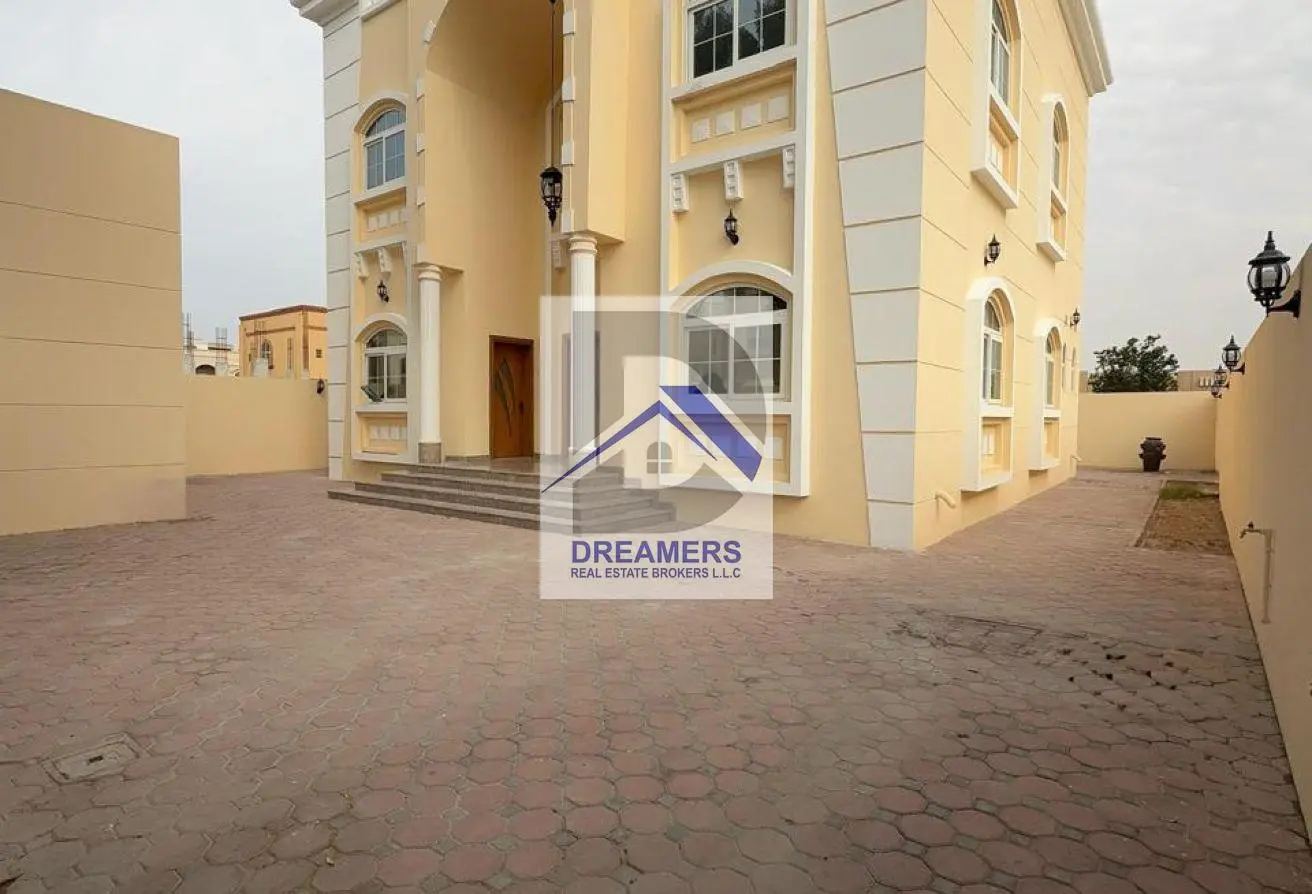 162794112 - Property Main Image