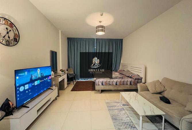 97402467 - Property Image 2
