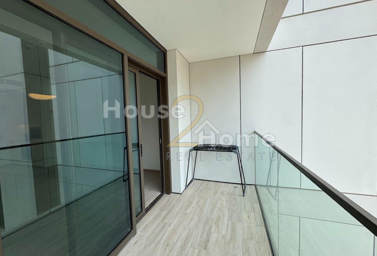 Unfurnished | Waterfront living | Spacious Unit photo 11