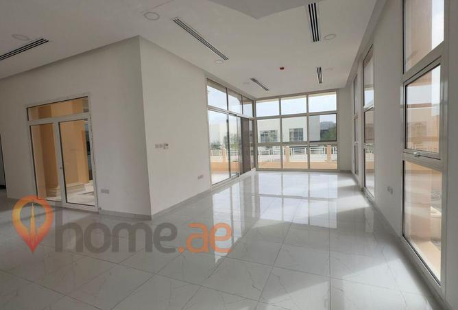 116370004 - Property Image 3