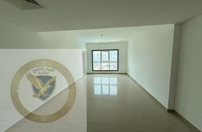 Apartment - 2 Bedrooms - 3 Bathrooms for rent in Al Khan Corniche - Al Khan - Sharjah