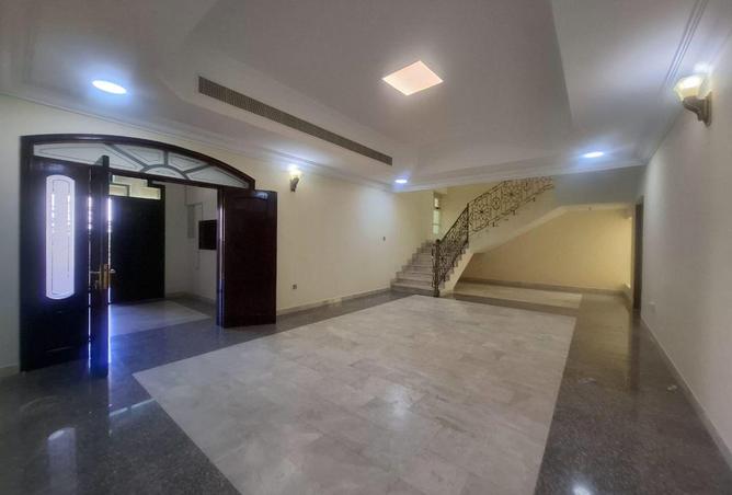 102824779 - Property Image 3