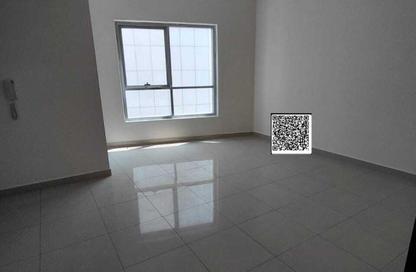 Apartment - 1 Bedroom - 1 Bathroom for rent in Al Khan Lagoon Tower - Al Khan Lagoon - Al Khan - Sharjah