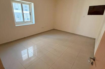 Apartment - 1 Bedroom - 2 Bathrooms for rent in Qasimia 10 building - Al Mahatta - Al Qasimia - Sharjah
