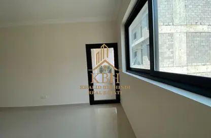Apartment - 1 Bedroom - 2 Bathrooms for rent in AlFalah - Muwaileh Commercial - Sharjah