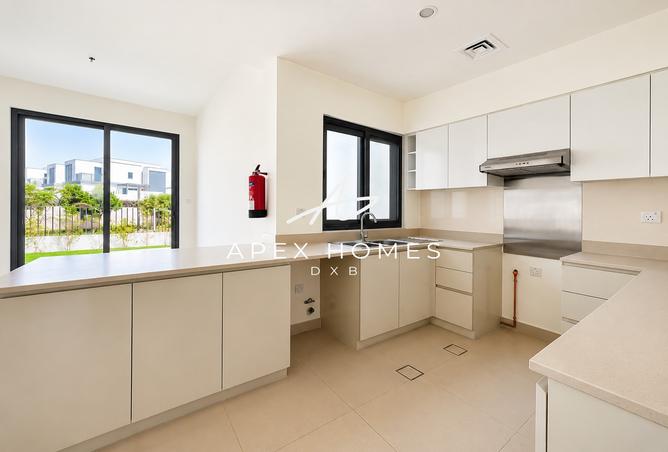 119023210 - Property Image 3
