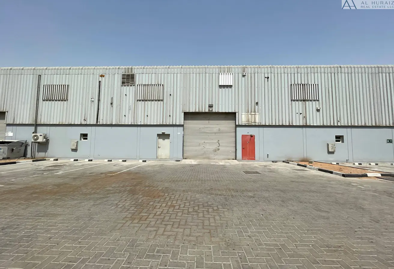 164568760 - Property Main Image