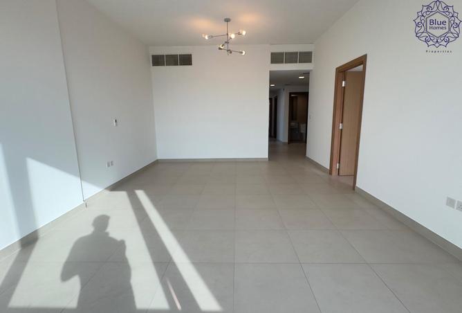 83241111 - Property Image 3