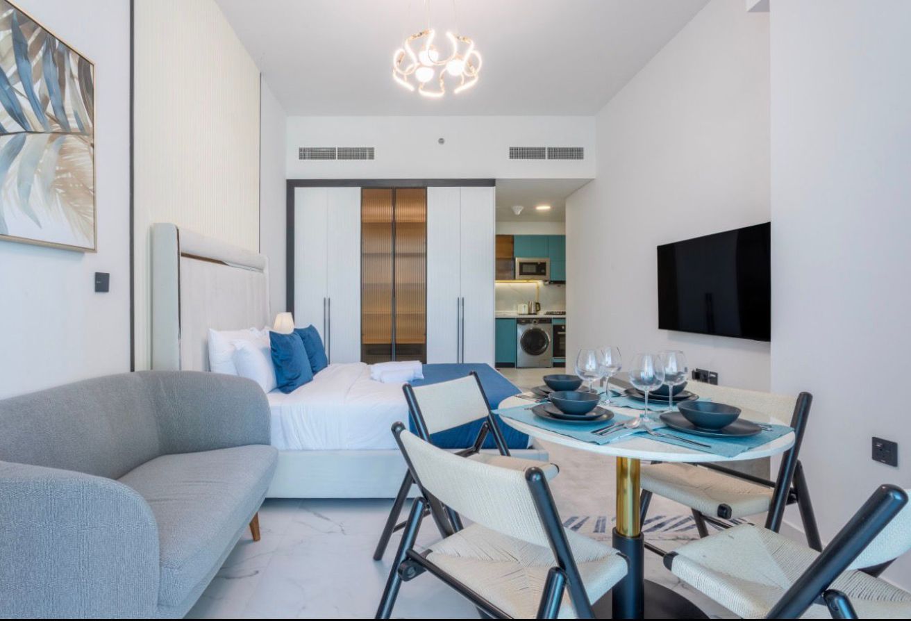Studio apartment in Opalz By Danube Tower 1, Dubai Science Park: 11