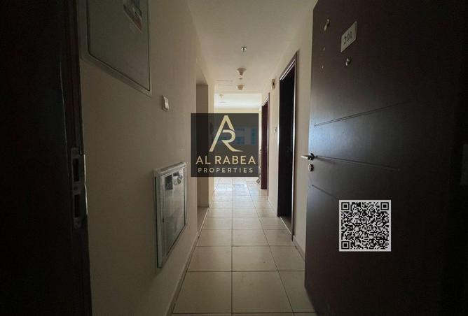 78998408 - Property Image 2